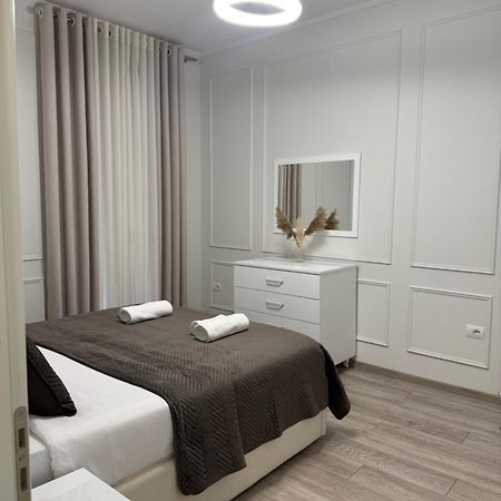 Harmony Apartment Blloku Tirana Buitenkant foto